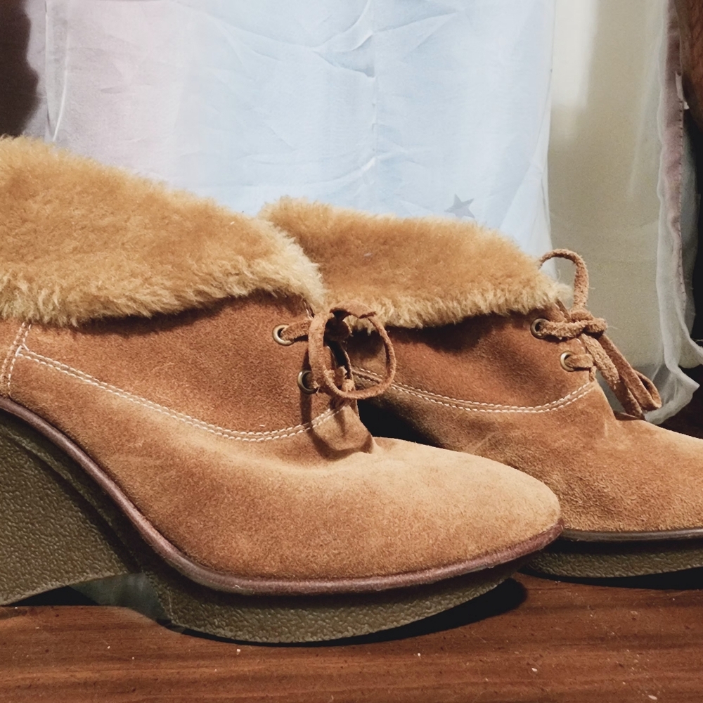 Makowsky booties - Picture 3 of 6